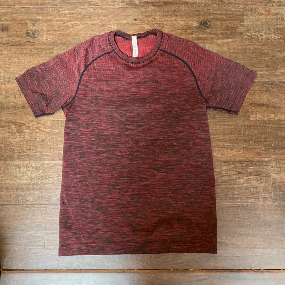 Lululemon Men’s Metal Vent Tee Red/Black Size Sml